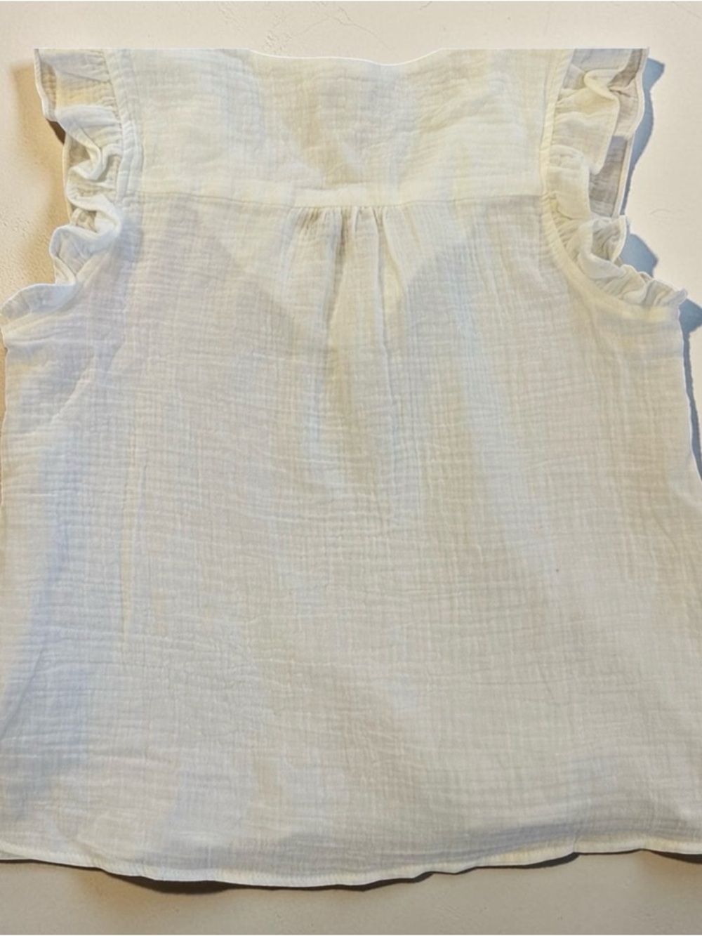 New w Tags White Gauze Ruffle Sleeve V-Neck Blouse Tank sz S Very J - Picture 3 of 5